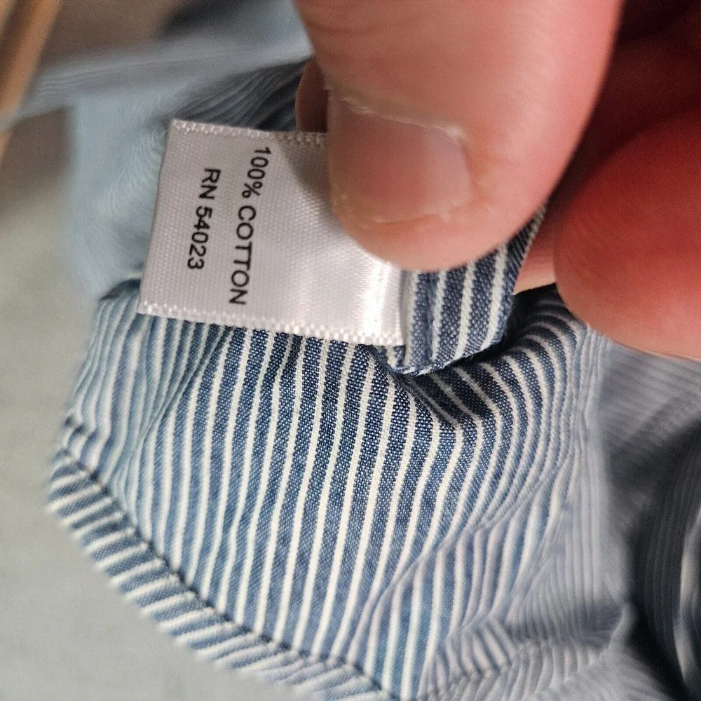 Banana Republic Shirt Men XL 17-17.5 Flip Cuff Button Up Blue‎ White Striped